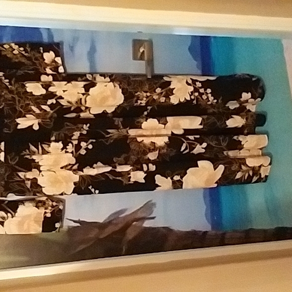 GILI LONG DRESS - Picture 2 of 11